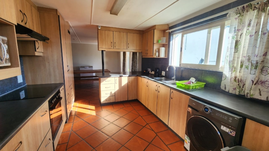 3 Bedroom Property for Sale in Denneoord Western Cape